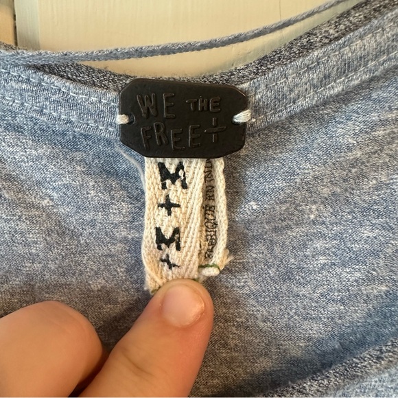 We The Free Blue and Gray Women's T-Shirt, Size Medium - Picture 3 of 6